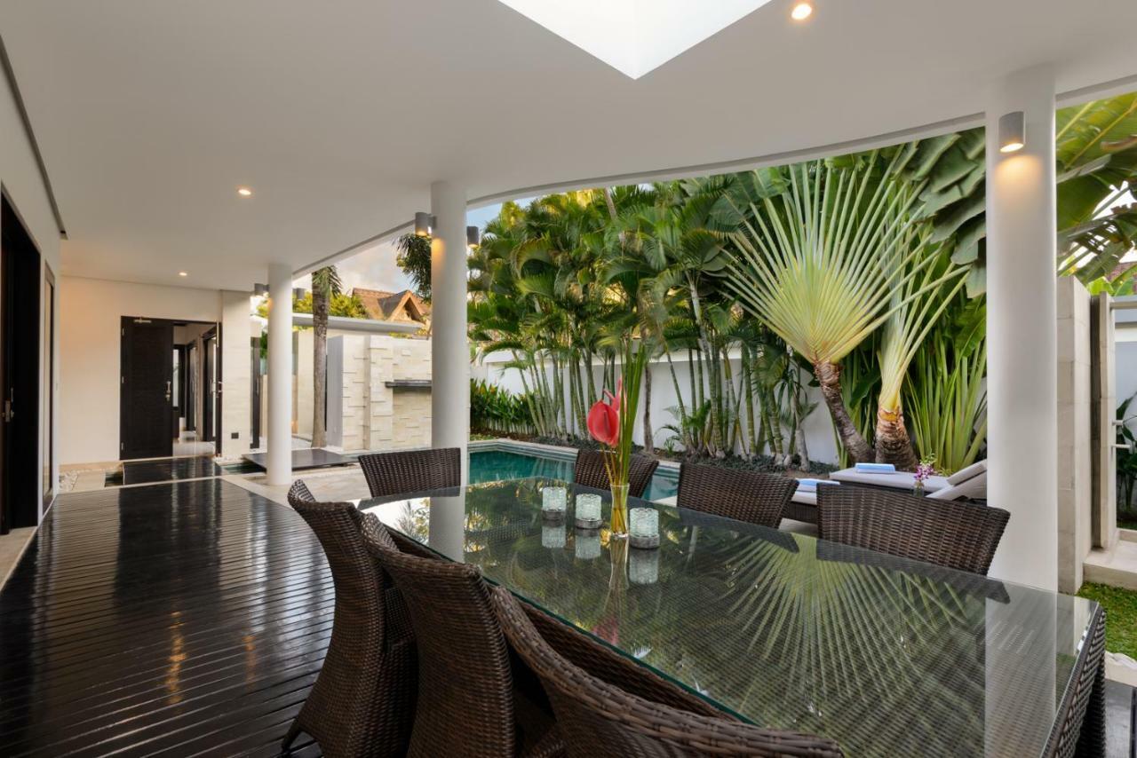 Villa Maharani Seminyak Exterior foto