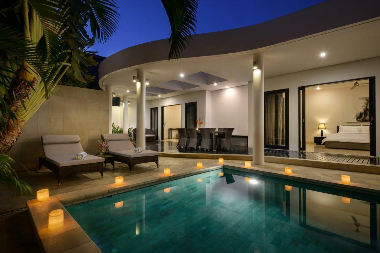 Villa Maharani Seminyak Exterior foto